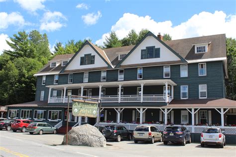 Adirondack hotel - 